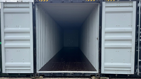 40ft Shipping Container 2,694cubic feet